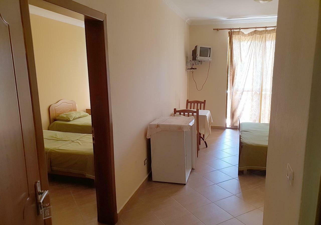 Hotel Palma Durrës Eksteriør bilde