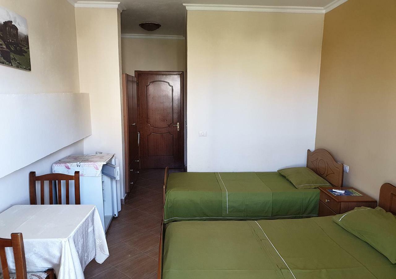 Hotel Palma Durrës Eksteriør bilde