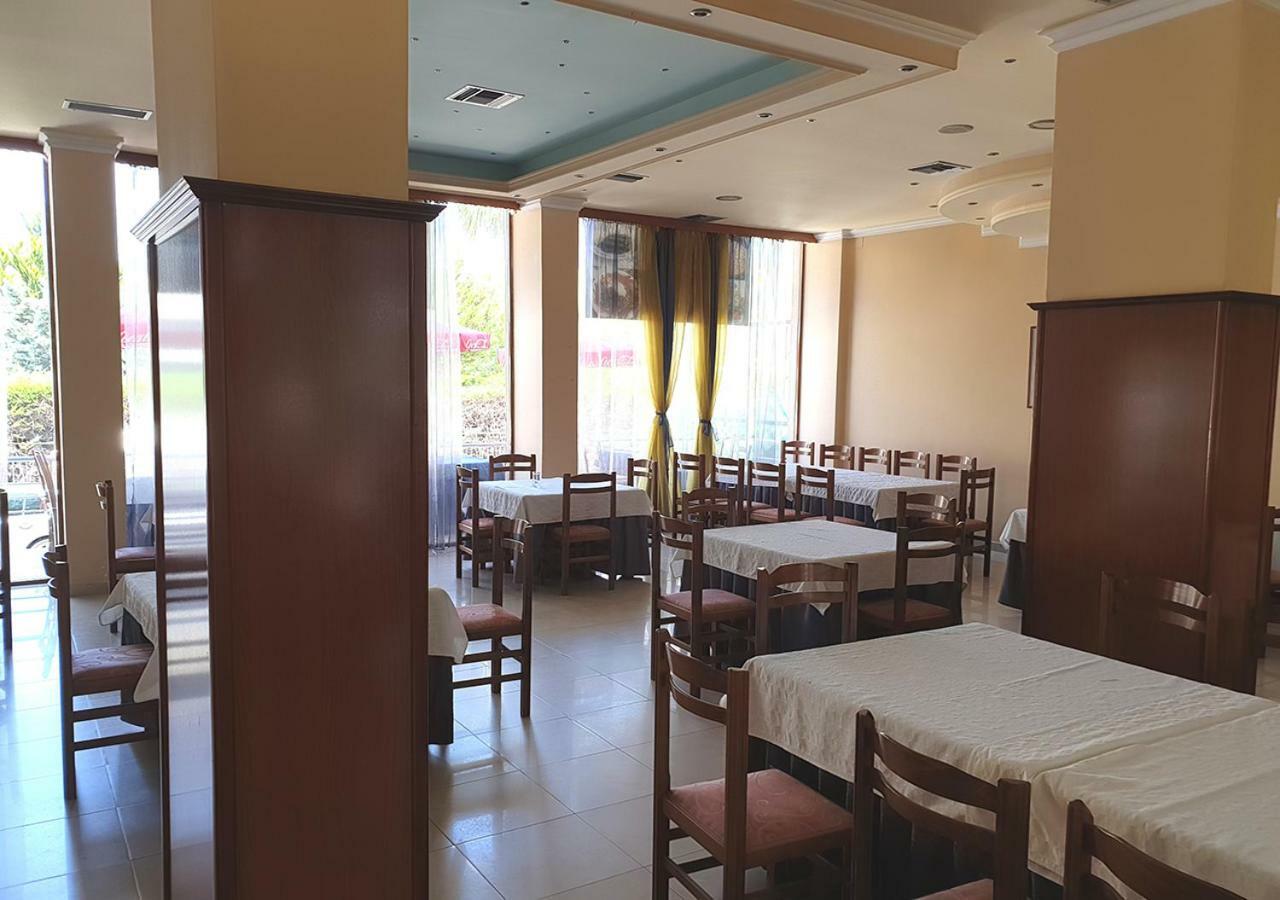 Hotel Palma Durrës Eksteriør bilde